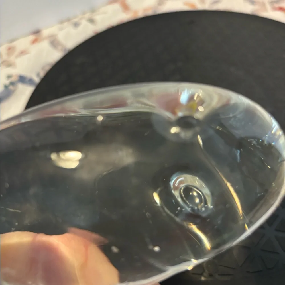 Beautiful Blown Glass Whale - Picture 3 of 8